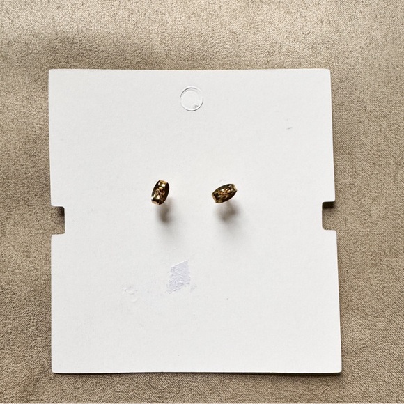 Ocean waves earrings NWOT gold studs - Picture 2 of 3